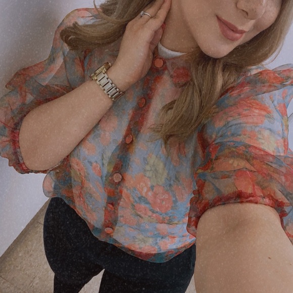 Cute top - Picture 4 of 4